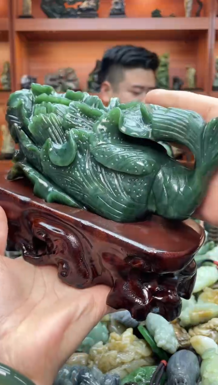 未镶嵌和田玉摆件1490 有裂