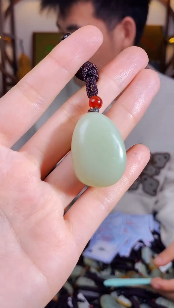 【闪购商品】和田玉颈饰未镶嵌1