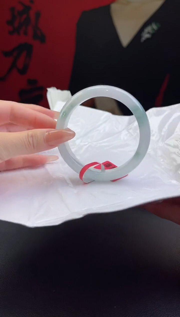 【闪购商品】翡翠手镯未镶嵌翡翠手镯7