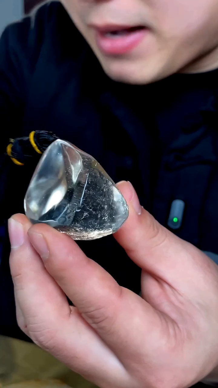 水晶摆件未镶嵌110