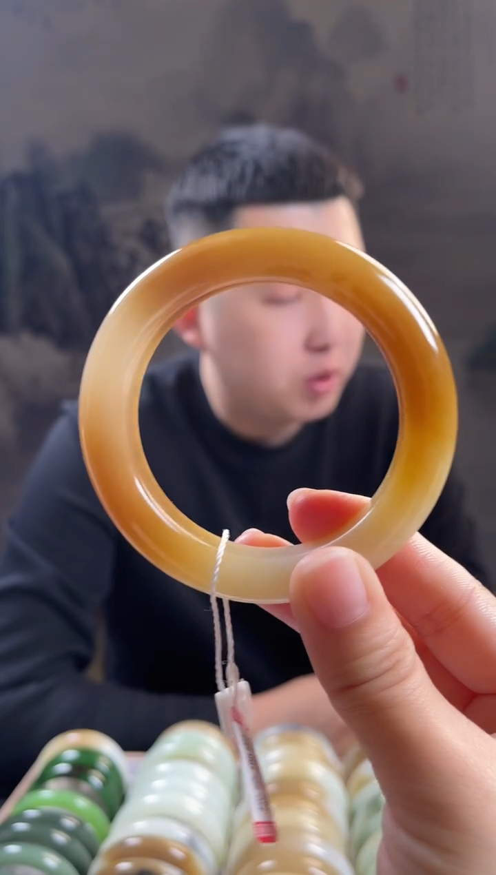 未镶嵌手镯和田玉55+圈口0532