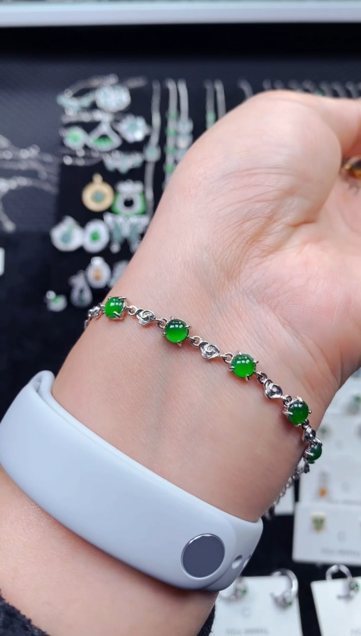 【闪购商品】翡翠手链银S925镶嵌1919