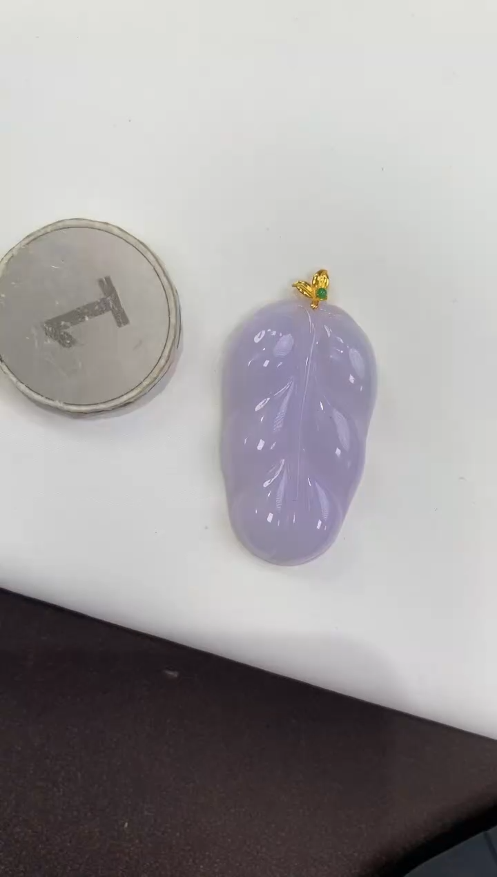 颈饰18K金镶嵌翡翠天然缅甸a货翡翠(多样性发其一)