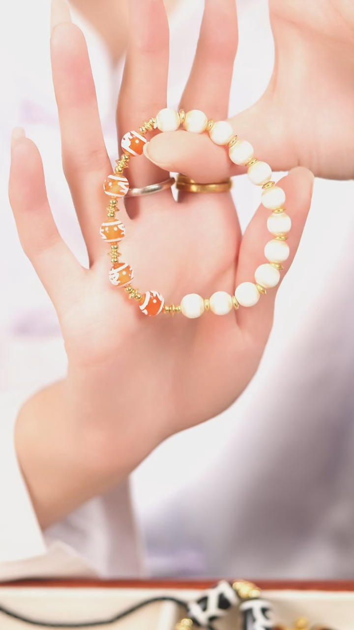 玛瑙/玉髓（覆膜）颈饰未镶嵌传世珠宝-多样性发其一