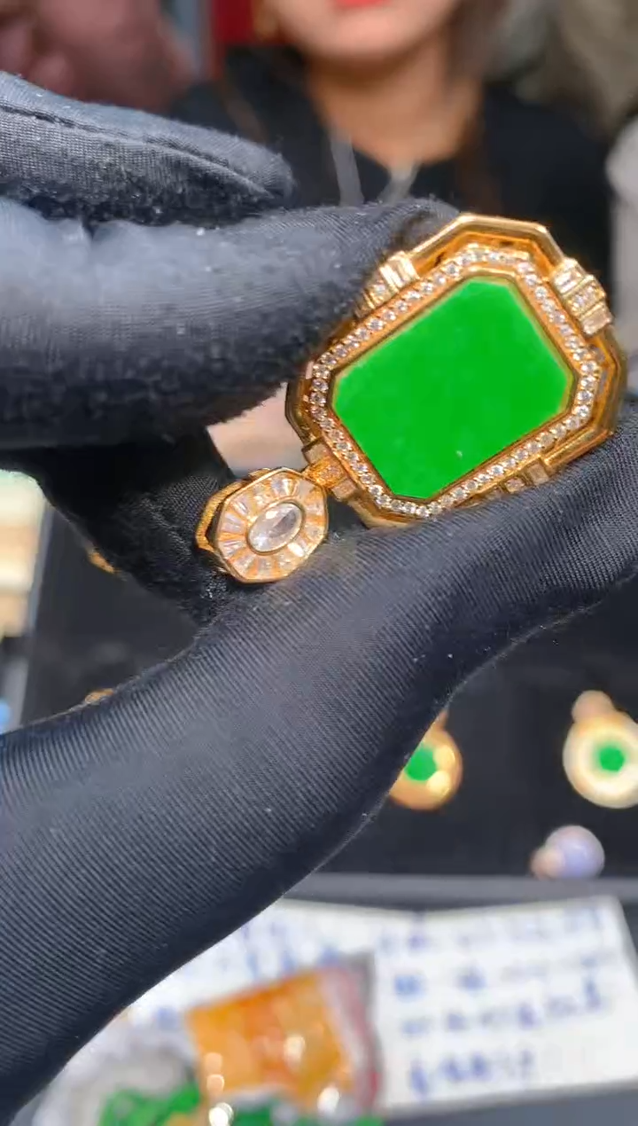 【闪购商品】定制翡翠银S925镶嵌36定制翡翠-多样性发货（发其一）