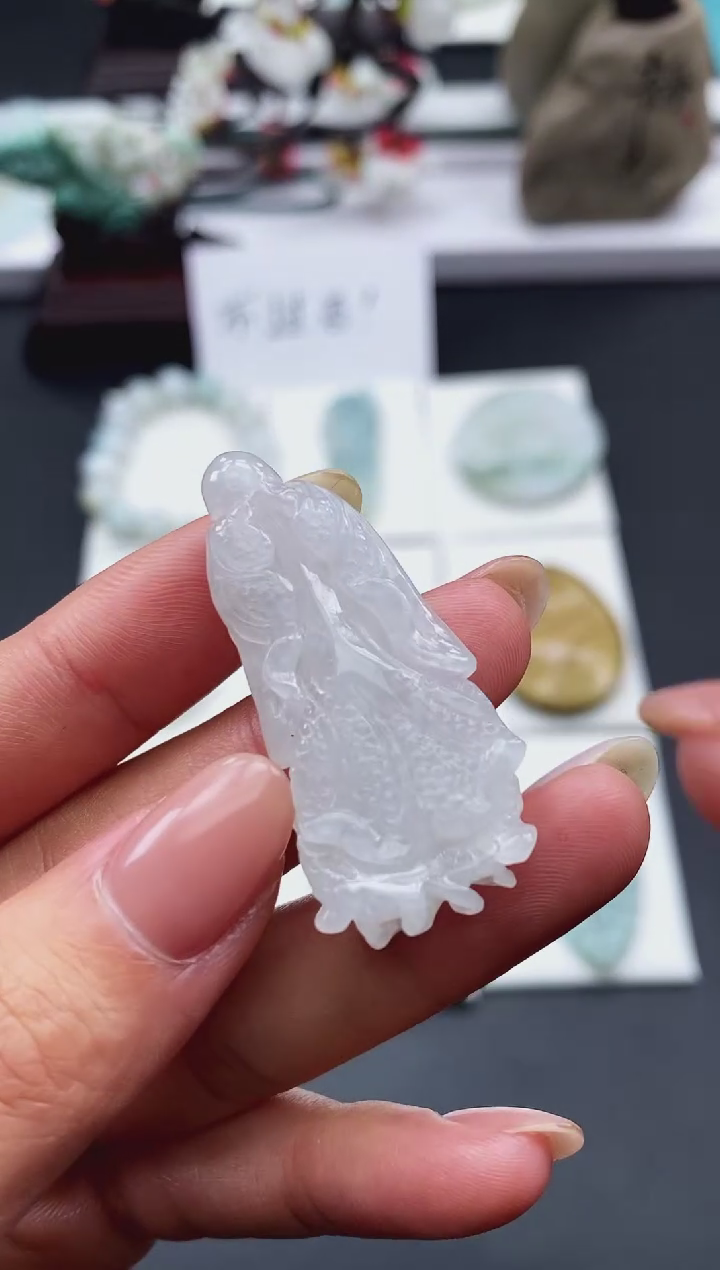 【闪购商品】翡翠颈饰未镶嵌天然缅甸A货翡翠