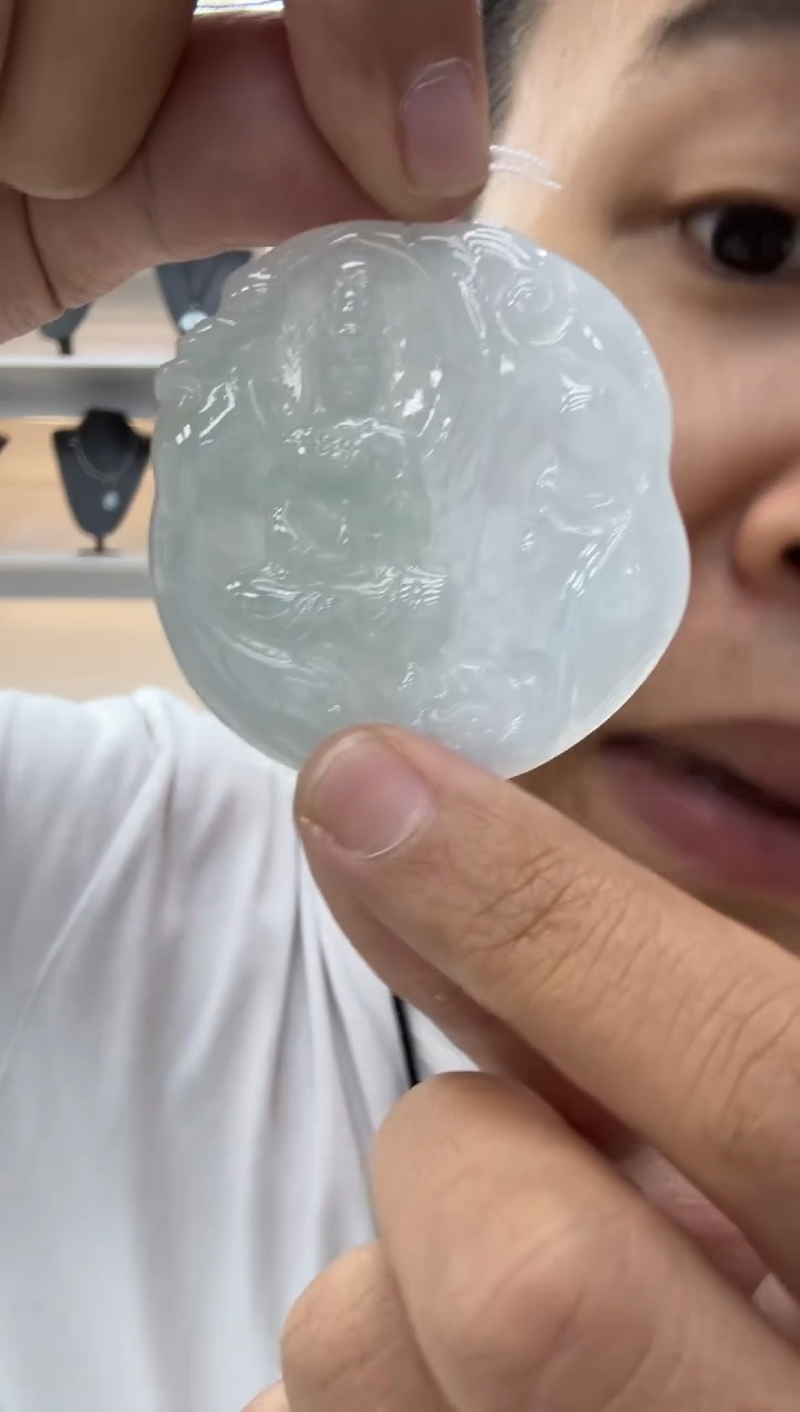 翡翠未镶嵌颈饰天然翡翠A货孤品一件