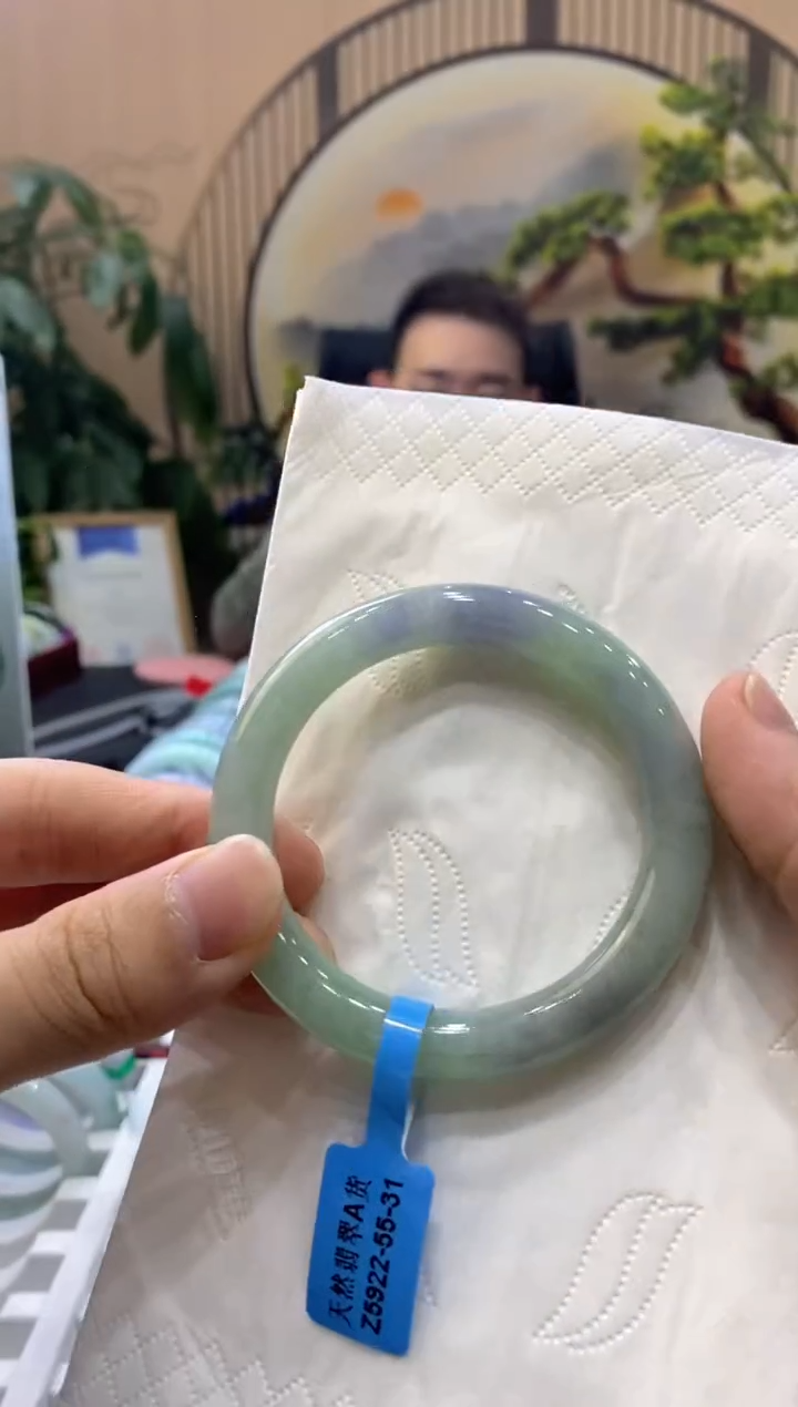 【闪购商品】翡翠手镯未镶嵌000005336