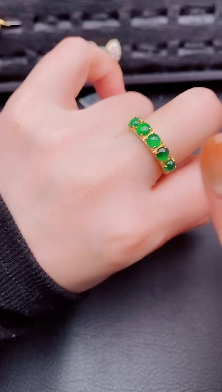 【闪购商品】翡翠戒指银S925镶嵌天然a货翡翠718