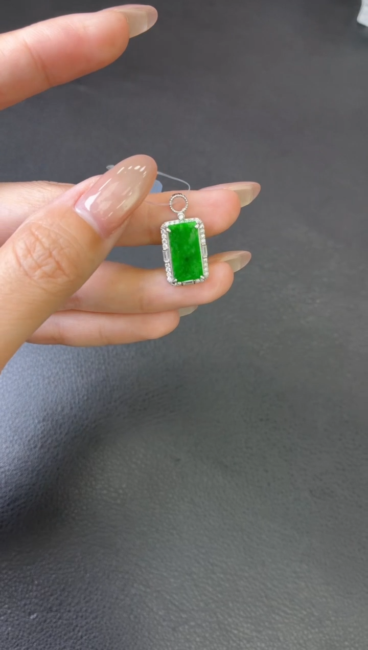 吊坠(不含链)银S925镶嵌翡翠吊坠