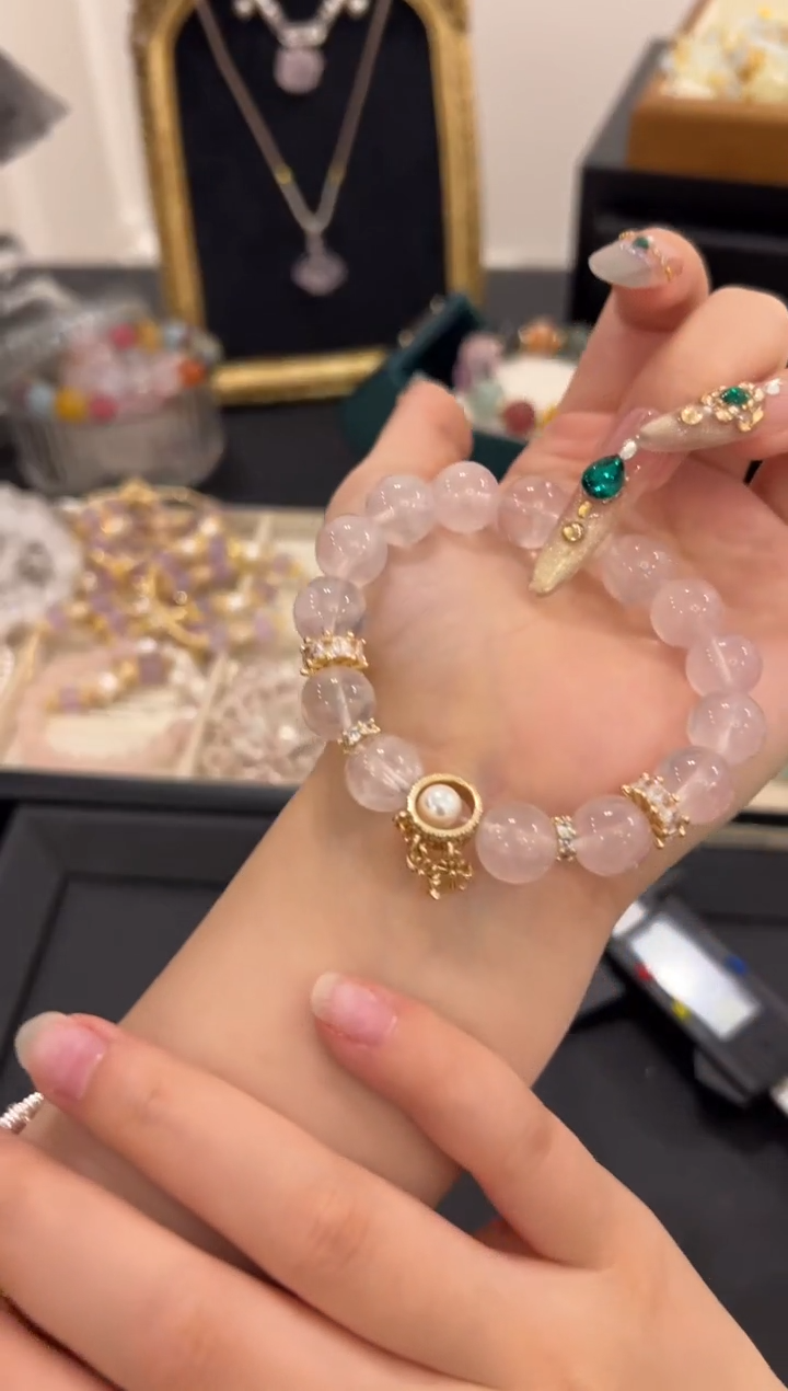 水晶手链未镶嵌粉水晶设计款手串