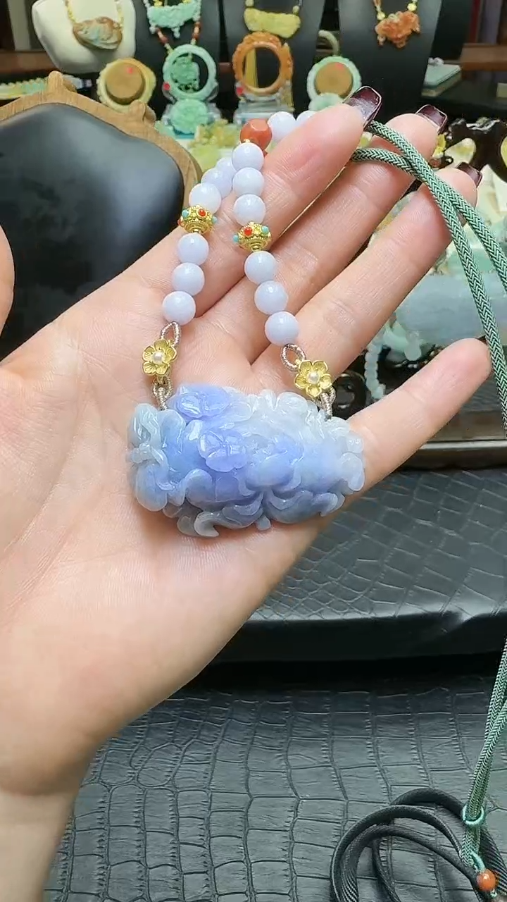 【闪购商品】翡翠颈饰未镶嵌天然翡翠小花吊坠