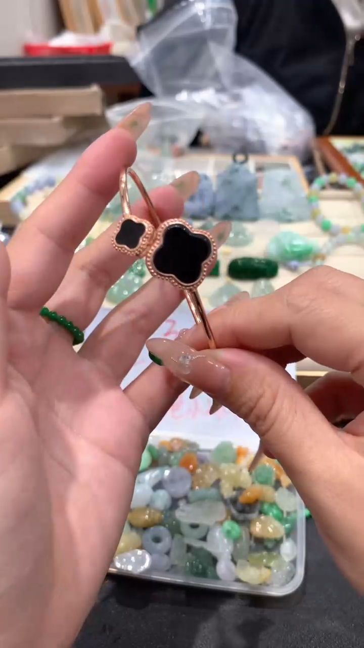 【闪购商品】翡翠手镯银S925镶嵌翡翠