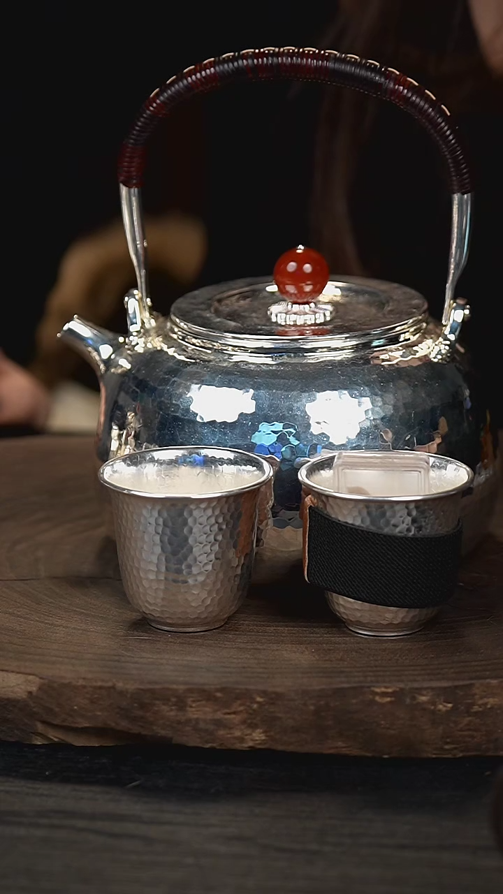 【闪购商品】1手工苹果银提梁+配2个杯