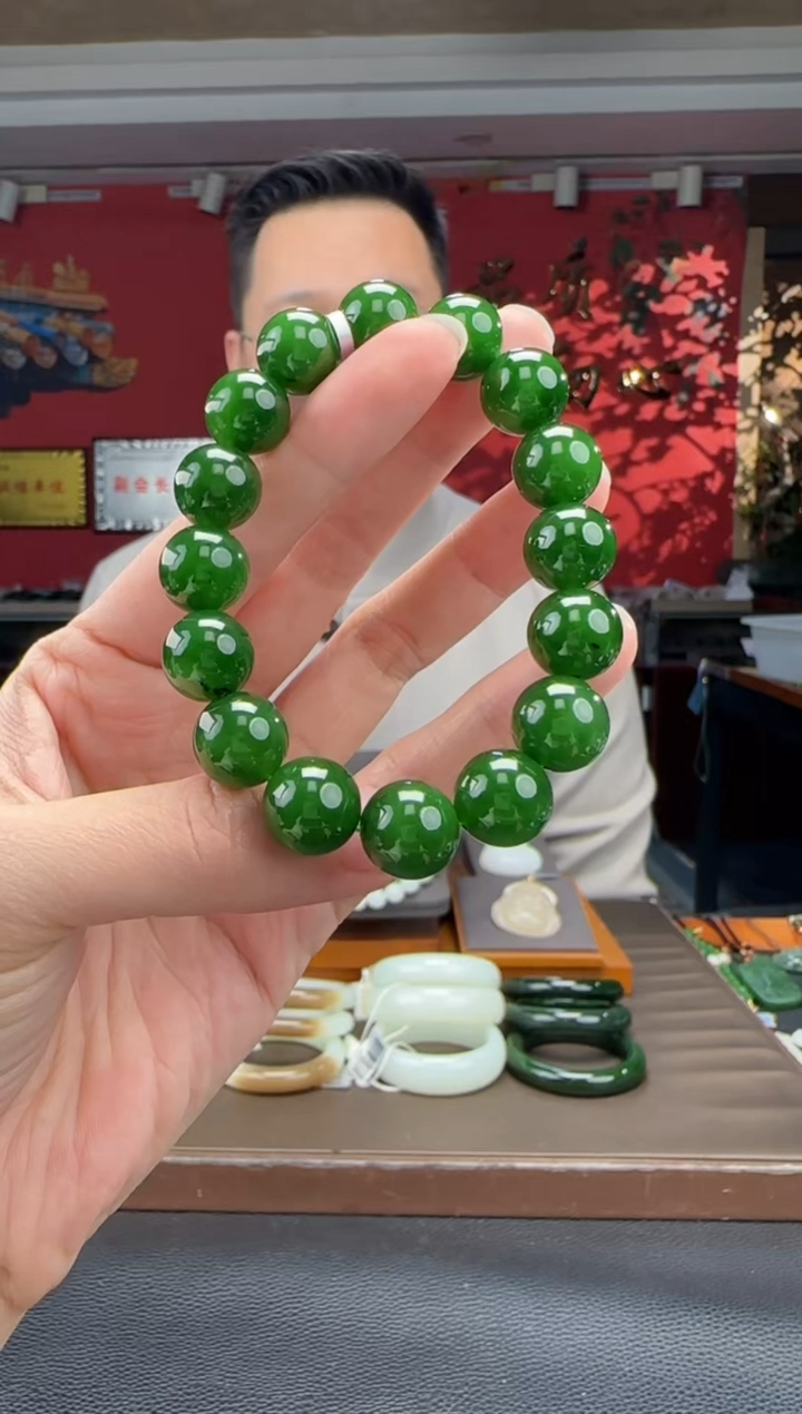 未镶嵌手串和田玉碧玉菠菜绿单圈手串