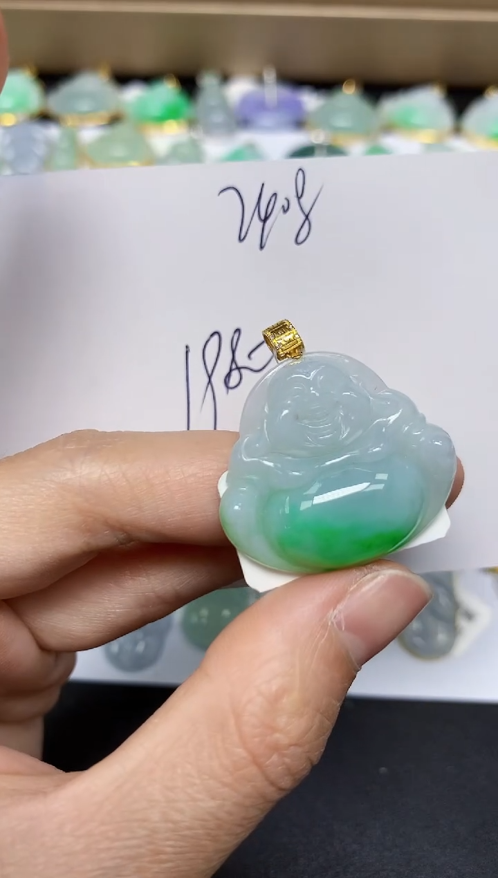 翡翠18K金镶嵌颈饰 天然翡翠A货