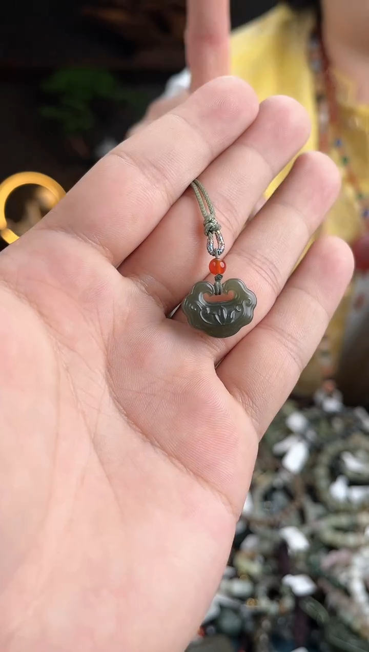 【闪购商品】和田玉颈饰未镶嵌多样性发货，一物一拍