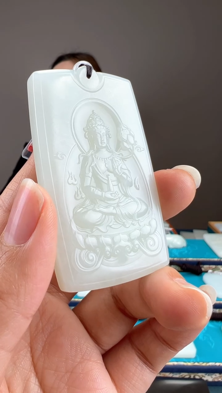 【闪购商品】和田玉颈饰未镶嵌1