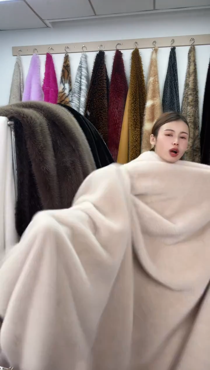 狐狸毛B36尺寸1.9*2