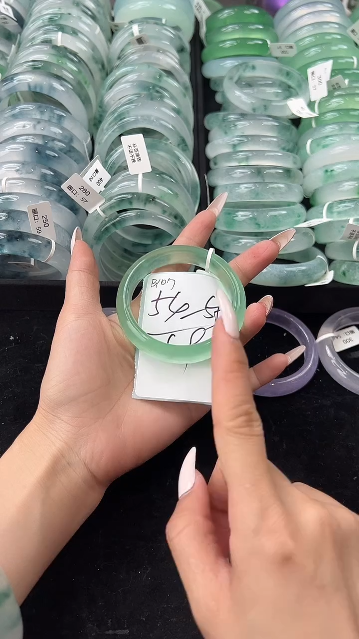 非金属无54圈口编号：B107