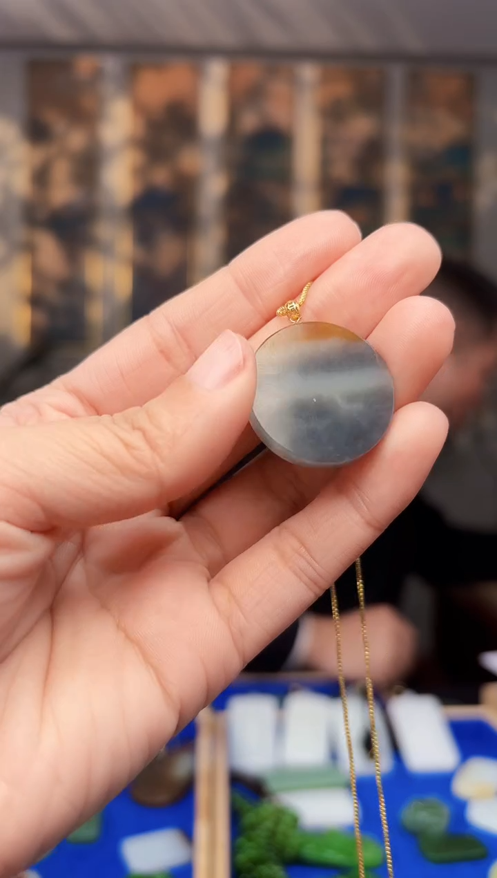 【闪购商品】和田玉挂件18K金镶嵌拍一发一