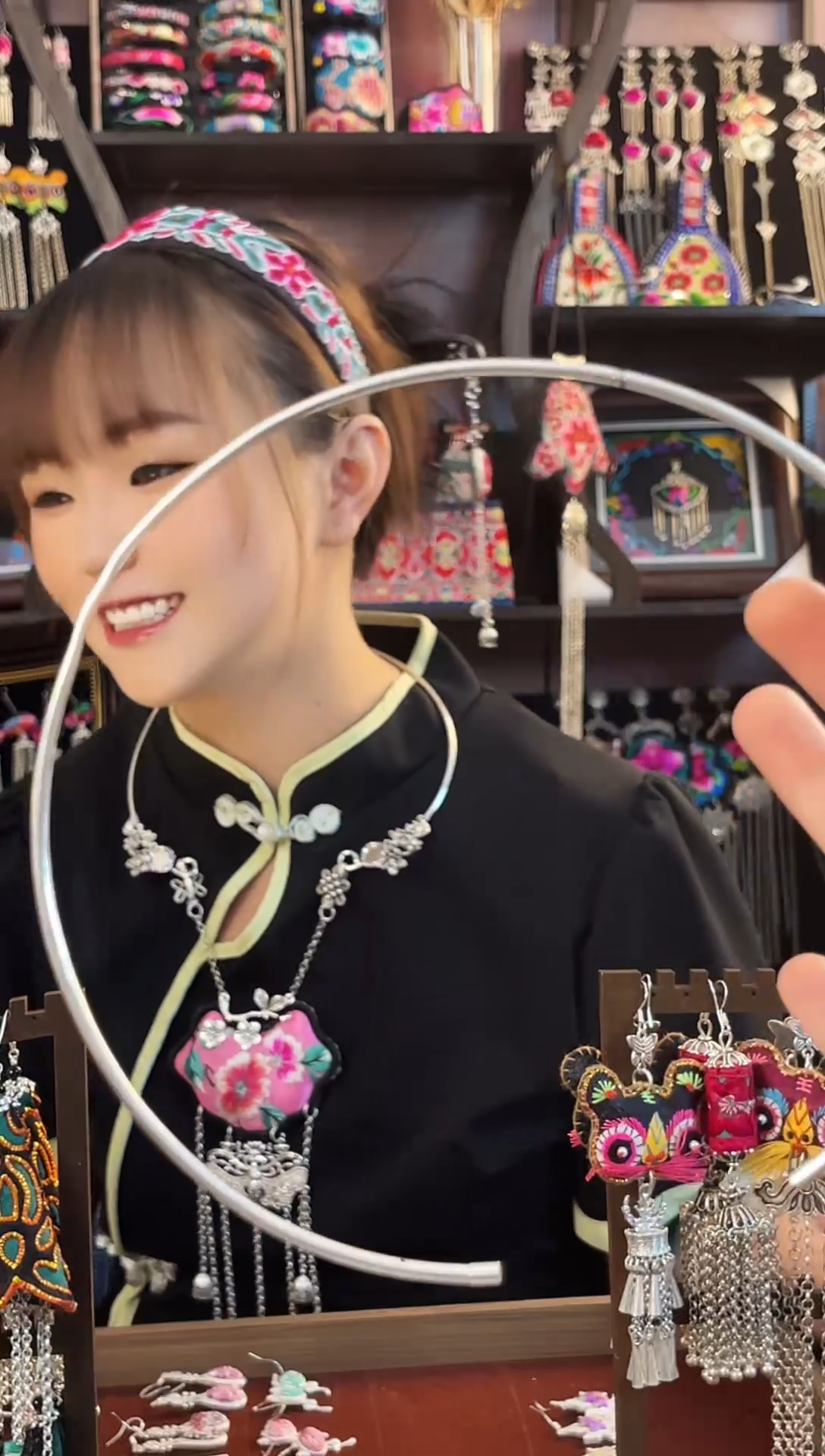 织绣民族风手工非遗老绣饰品026