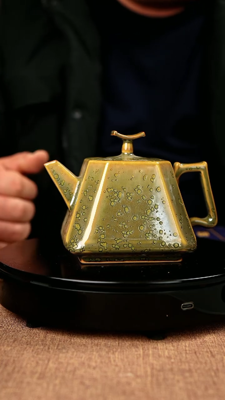 【闪购商品】268正国工一级品原矿钧瓷炉钧釉轩辕壶