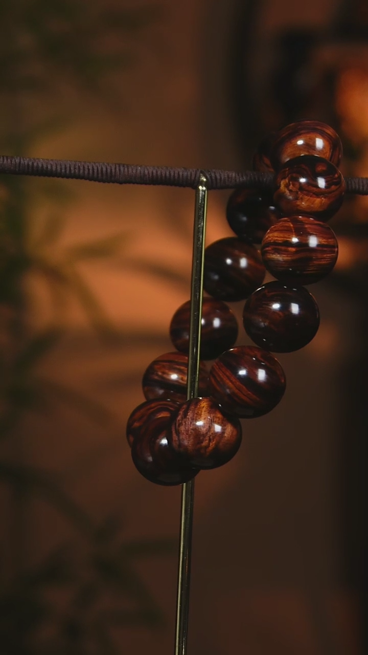 【闪购商品】黄花梨/降香黄檀手串/手链海南黄花梨1.8cm大黑线