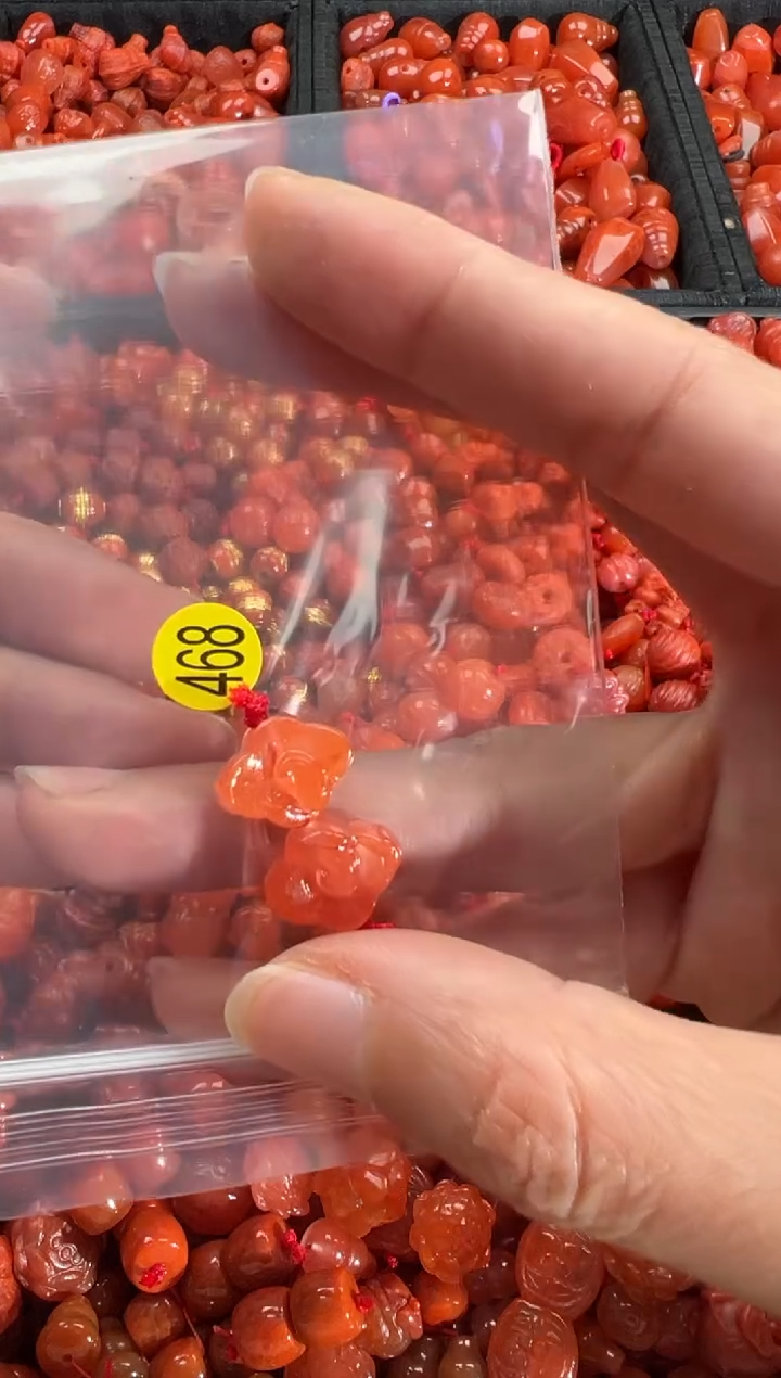 【闪购商品】南红玛瑙颈饰未镶嵌1