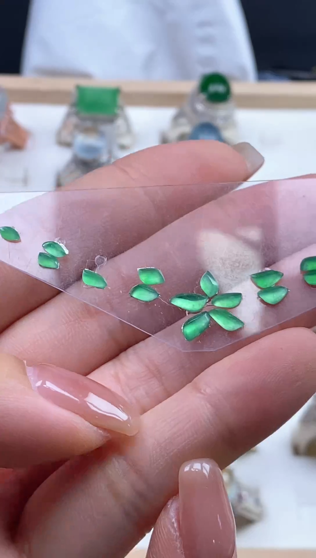 翡翠散珠未镶嵌天然翡翠裸石蛋面38