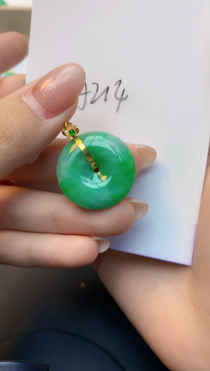 颈饰18K金镶嵌翡翠天然A货缅甸翡翠百元以上9元证书费自理