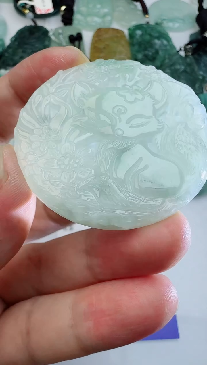 【闪购商品】翡翠颈饰未镶嵌111111111111