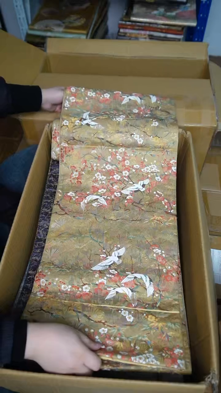 织绣16红白梅仙鹤