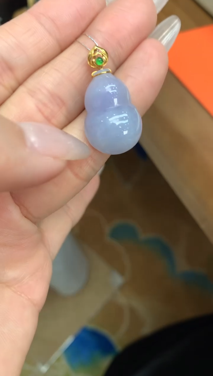 【闪购商品】翡翠颈饰18K金镶嵌葫芦