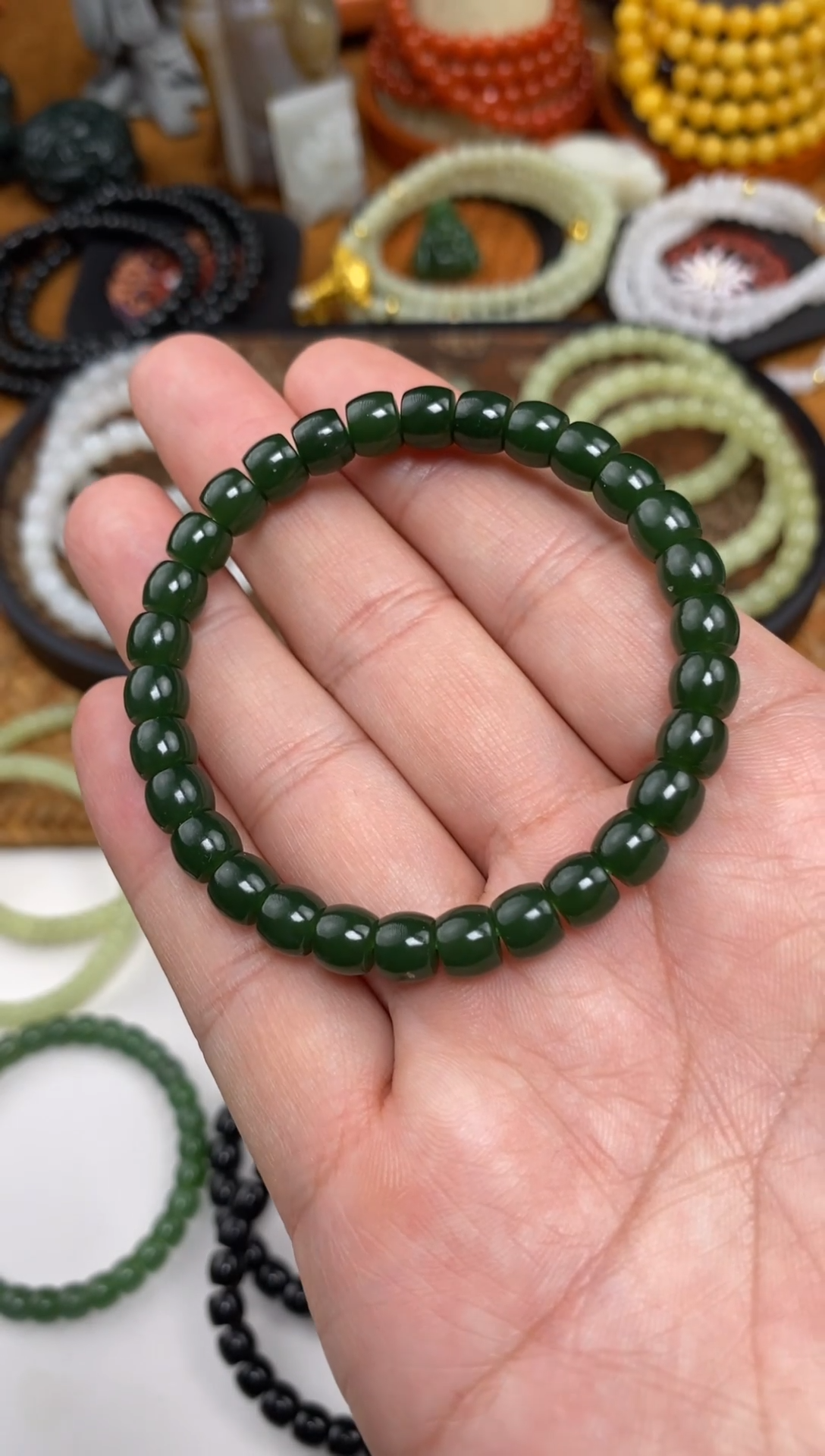 颈饰未镶嵌和田玉手串