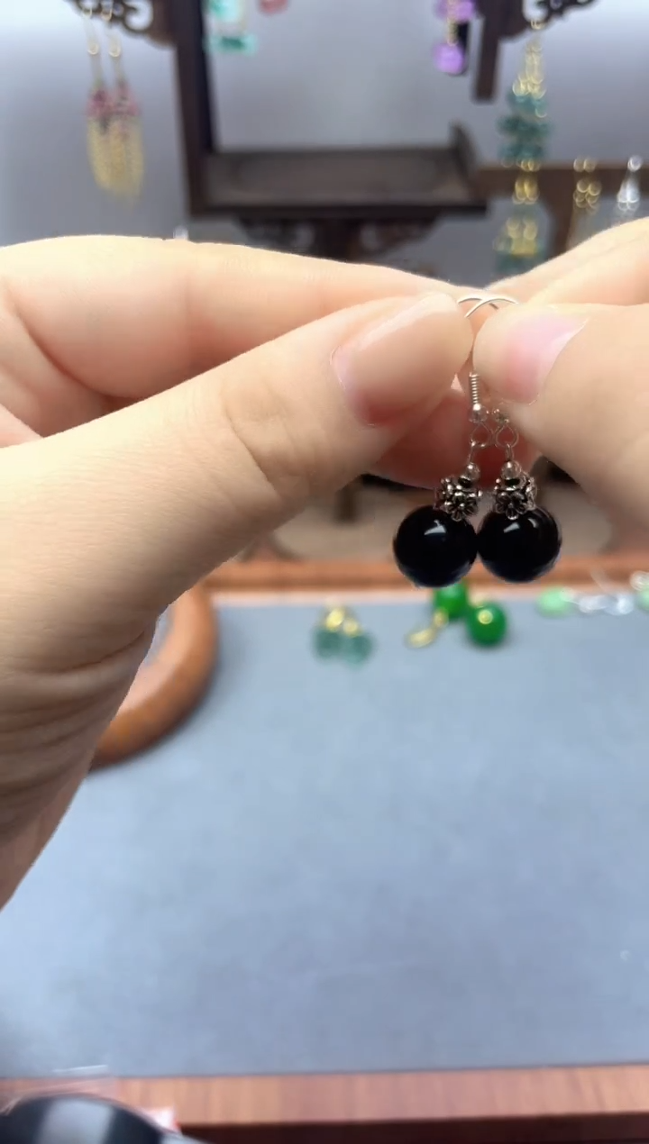 银S925镶嵌黑曜岩耳饰818000