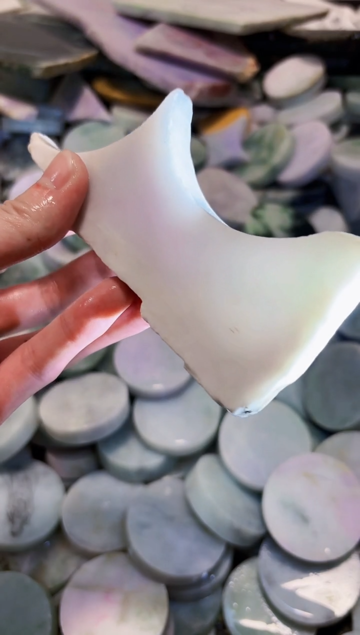 【闪购商品】翡翠颈饰未镶嵌A货吴玉1944