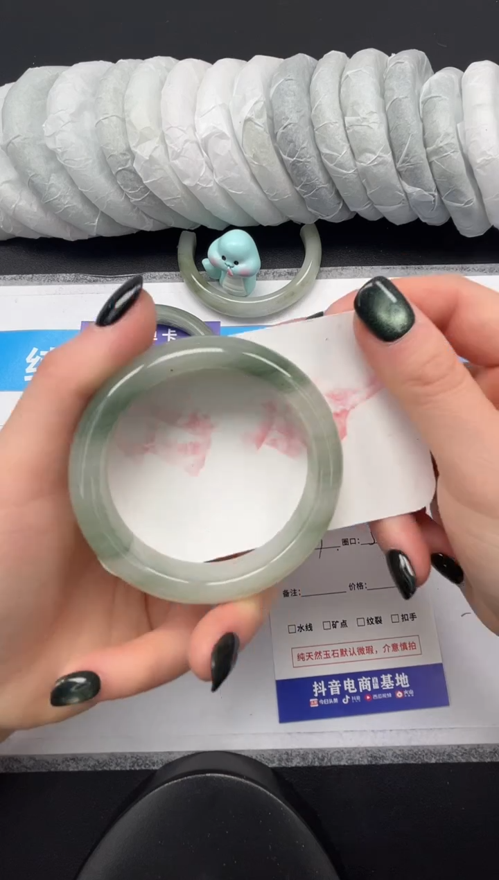 【闪购商品】石英质玉合金手镯39-52.4