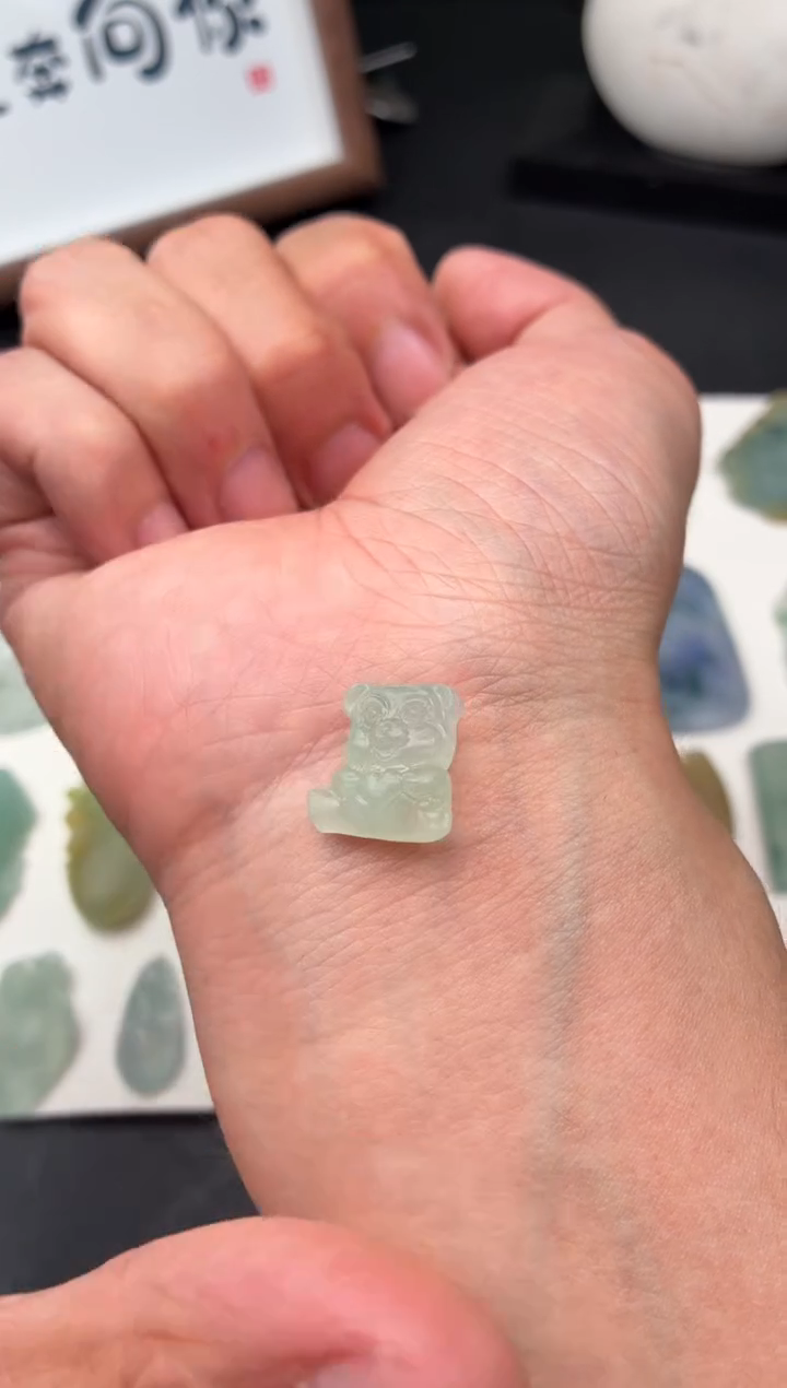 未镶嵌定制翡翠翡翠