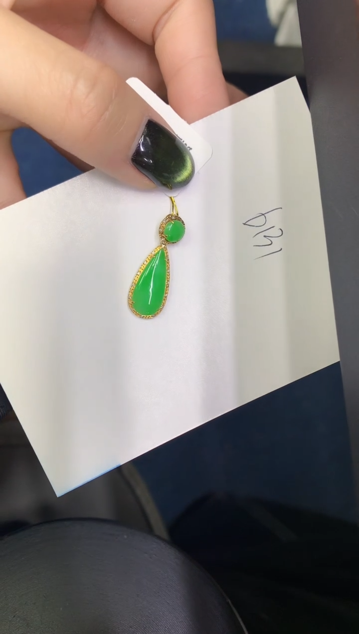 【闪购商品】翡翠颈饰18K金镶嵌0000000000