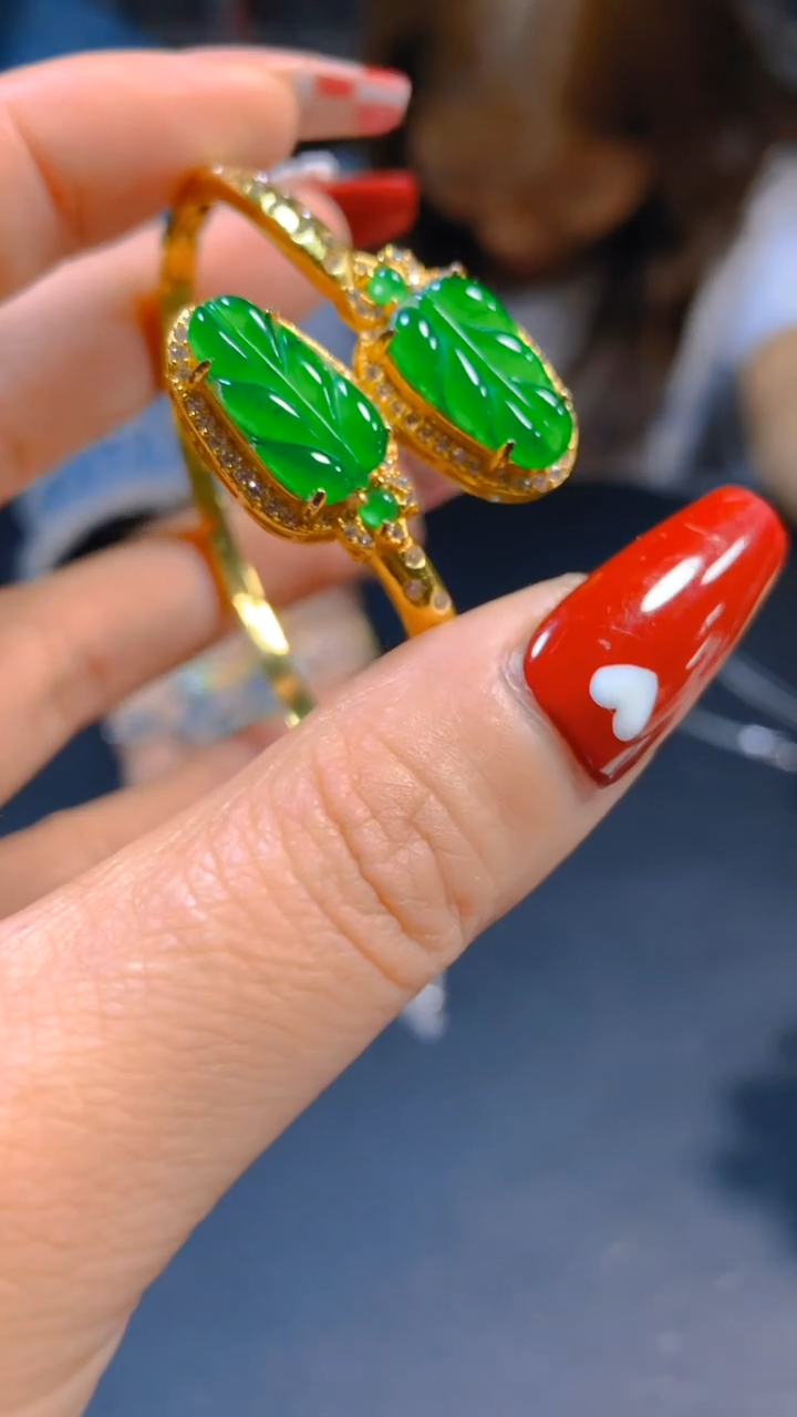 【闪购商品】翡翠手镯未镶嵌0531704027多样性发一