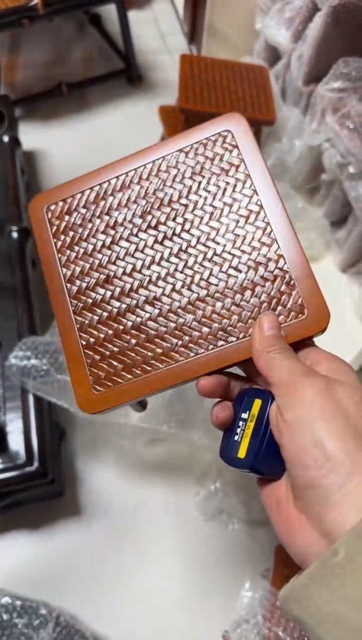 【闪购商品】闪购商品特价小桌子兰花架一个