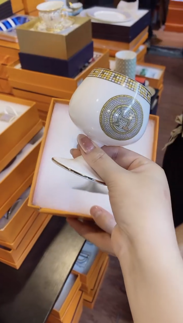 【闪购商品】杯全场正品，京东包邮