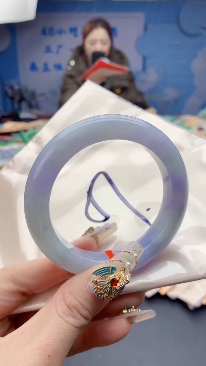 【闪购商品】翡翠手镯未镶嵌0682827427