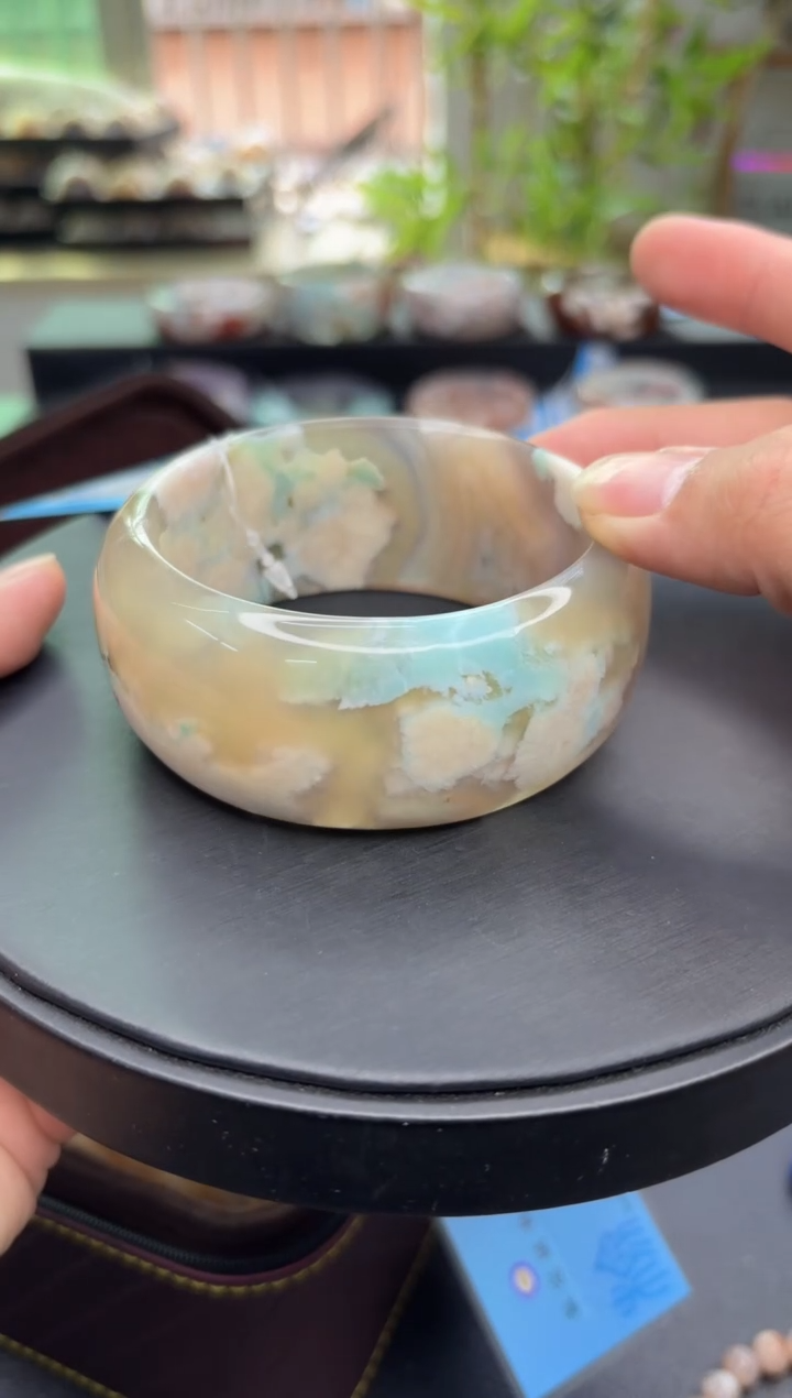 【闪购商品】石英质玉手镯未镶嵌C518(65圈)