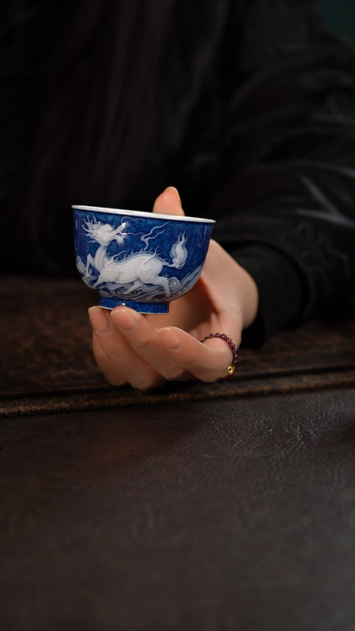 【闪购商品】杯初蓝舍洒蓝麒麟直口杯