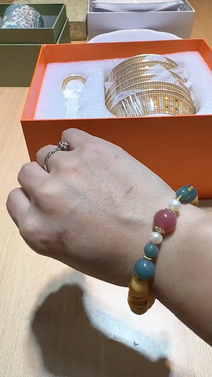 【闪购商品】瓷片锅碗瓢盆一件不剩