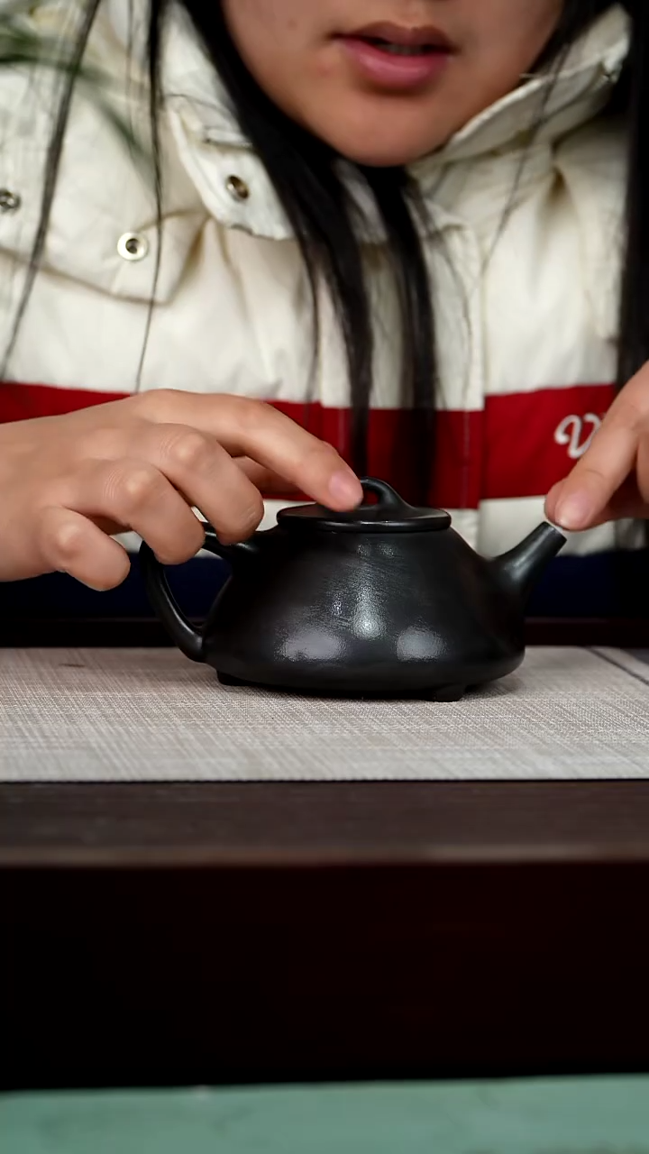 【闪购商品】宜兴原矿紫砂壶茶壶280C