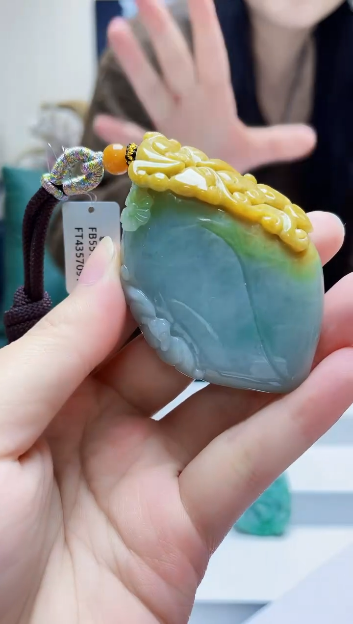 未镶嵌定制翡翠吊坠176