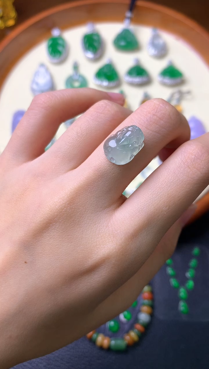 【闪购商品】定制翡翠未镶嵌裸石（镶嵌定制）